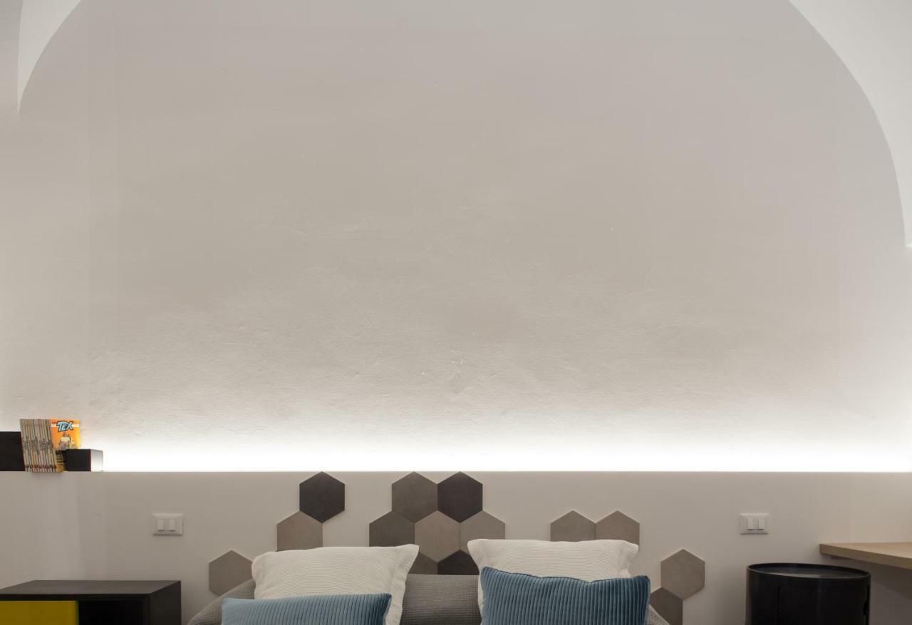 B22 - Comfy Beautiful Loft Apartment Monopoli Bagian luar foto